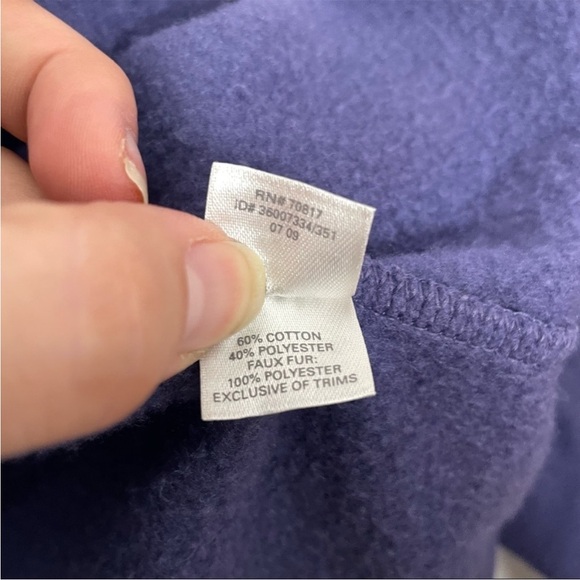 VICTORIA'S SECRET Purple Sherpa Robe - Picture 8 of 8